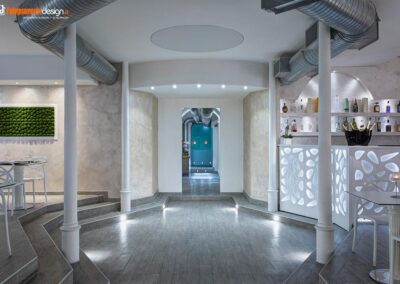 locale moderno in legno