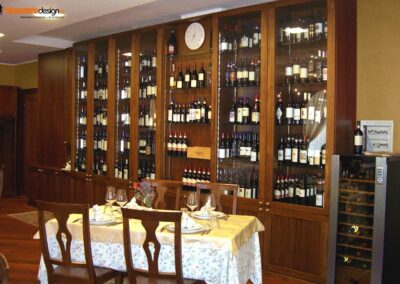 Mobili per ristorante in vero legno