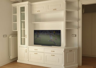 Mobile per tv con legno in stile classico