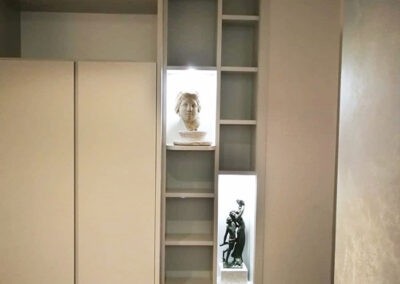 Parete attrezzata con mobile in stile moderno elegnate