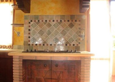 Sportelli cucina con decoro a mano