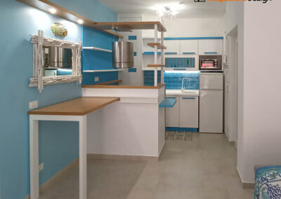 Cucina piccola casa al mare