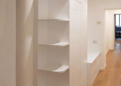 mobile per ingresso bianco