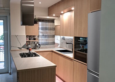 cucina angolare con penisola