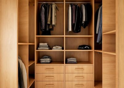 Interno cabina armadio
