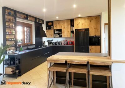 Cucine industrial nera e legno