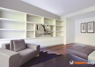 Libreria con vano tv a scomparsa