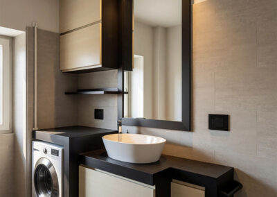 Mobile bagno con vano per lavatrice
