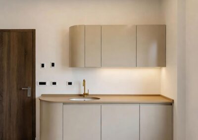 Cucina piccola tortora