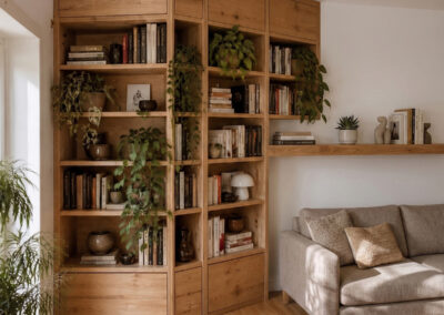 Libreria irregolare in stile biofilico