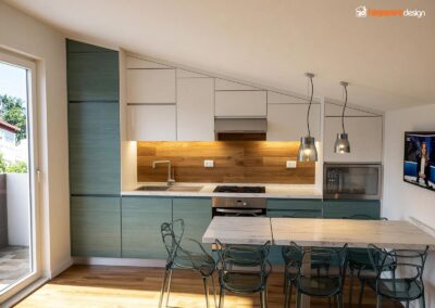 Cucine moderna mansardata