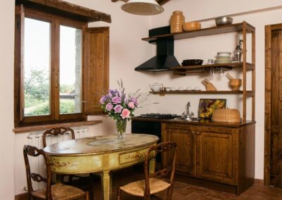 Cucina piccola rustica in legno