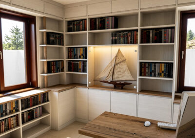 studio con libreria ad angolo