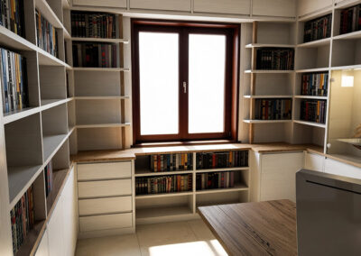 studio con libreria ad angolo